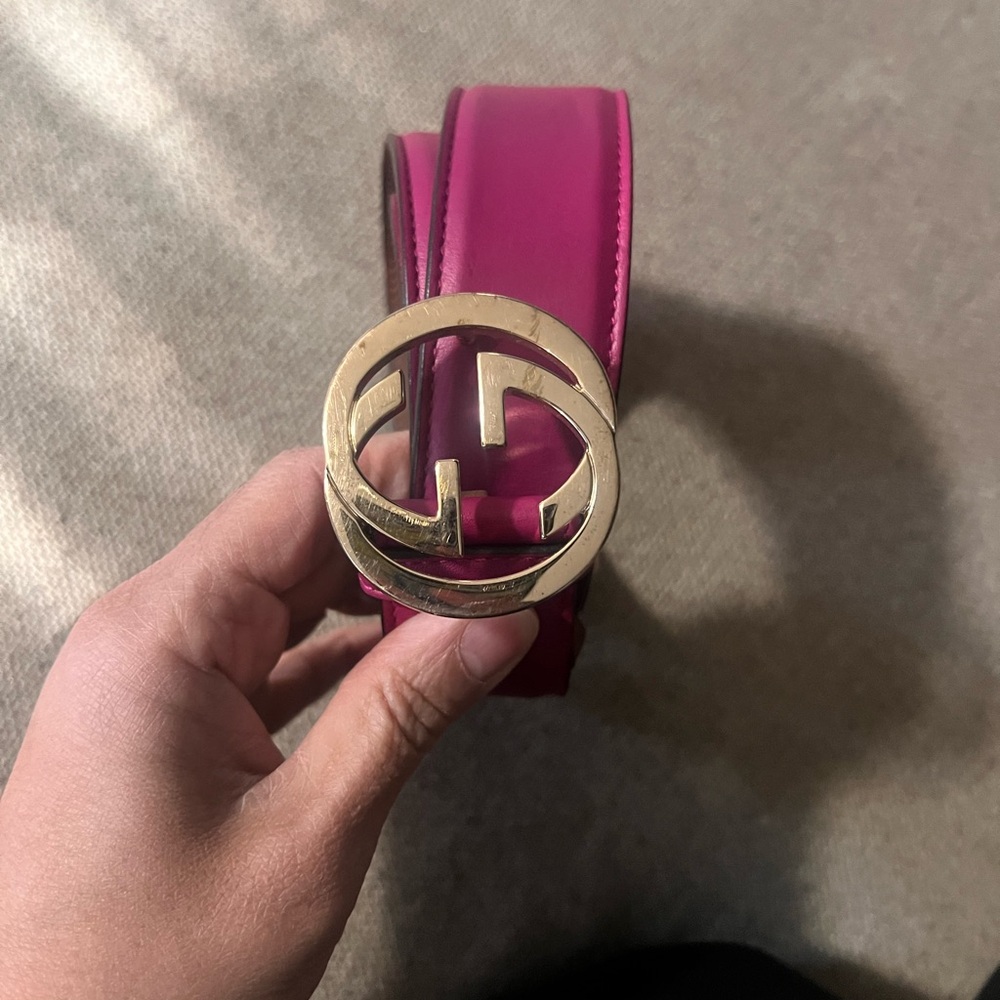 Gucci Pink Leather Interlocking G Buckle Belt